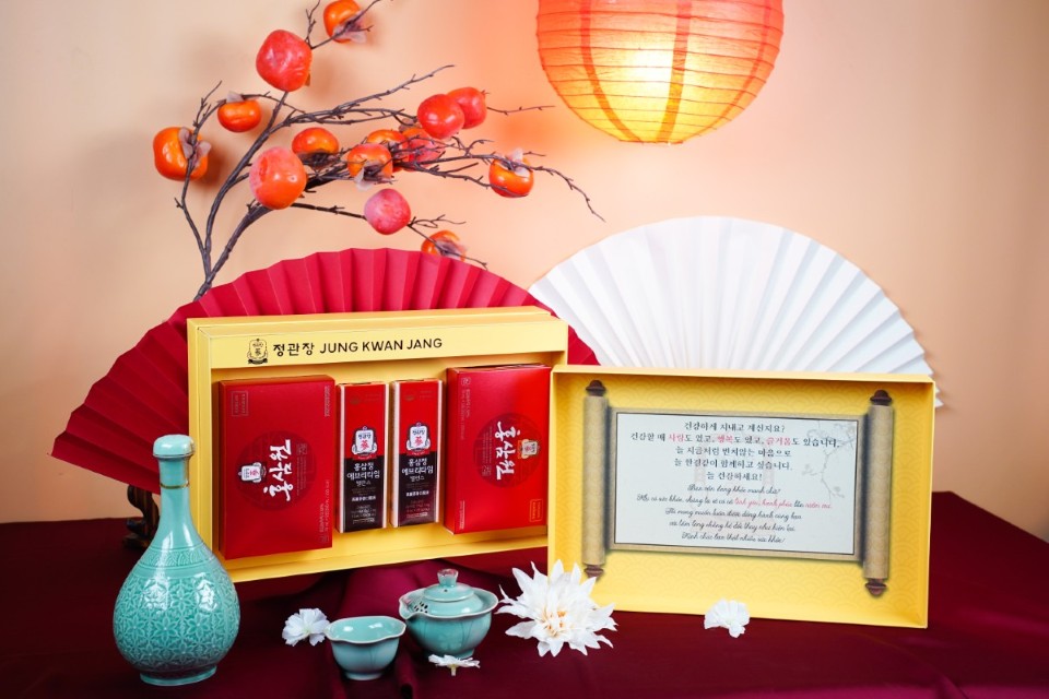 Quà Tết 2026 Lộc Thịnh Gia Khang KGC Jung Kwan Jang sang trọng biếu tặng doanh nghiệp và gia đình